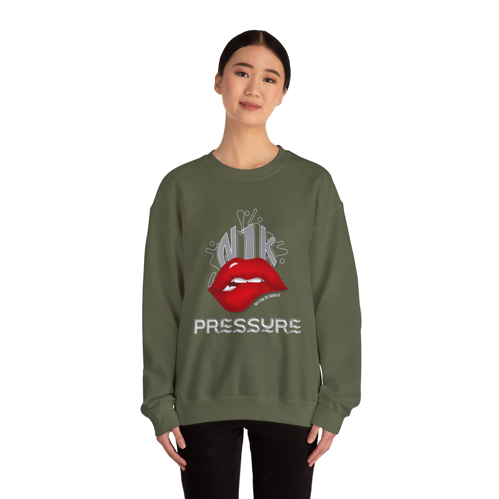 Lips Unisex Heavy Blend™ Crewneck Sweatshirt